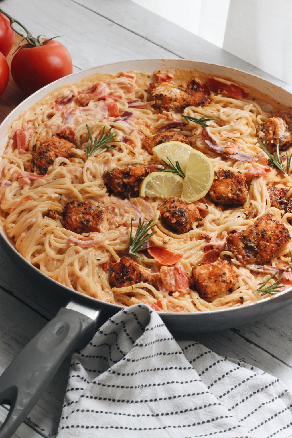 Creamy spaghetti and salmon bites&nbsp;recipe